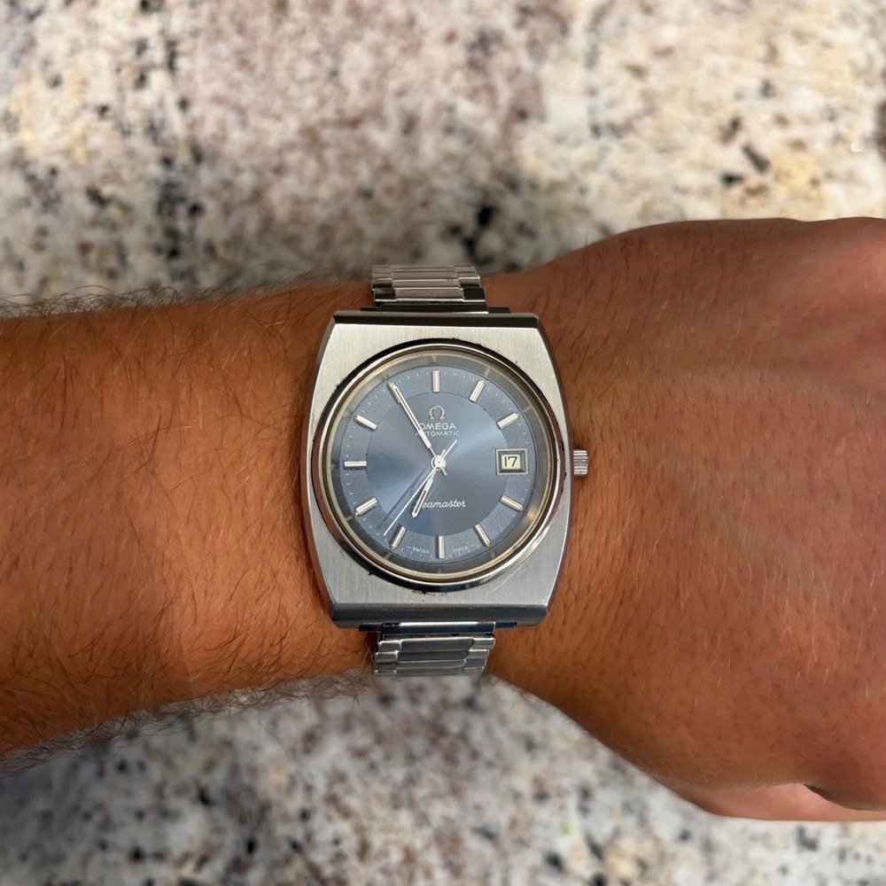 Vintage Omega Seamaster Automatic Blue Dial Stainless Steel Watch Date 1970s